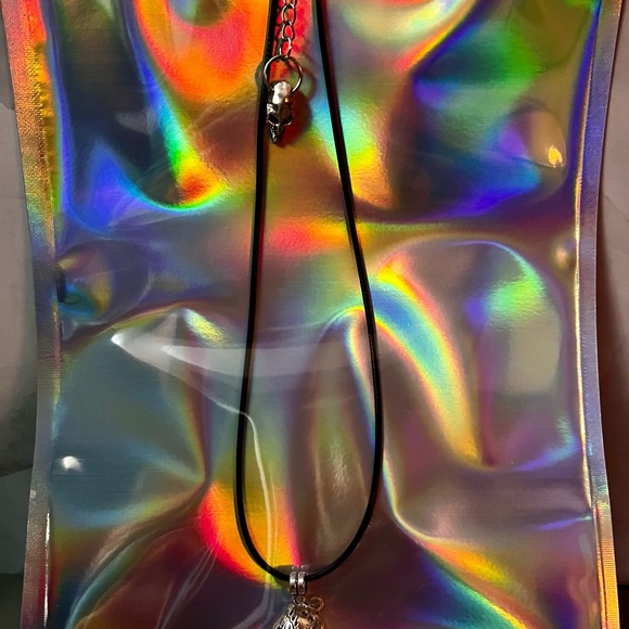 Use Your Head! Scary Skull Necklace - Picture 8 of 8